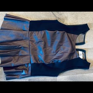 peplum top